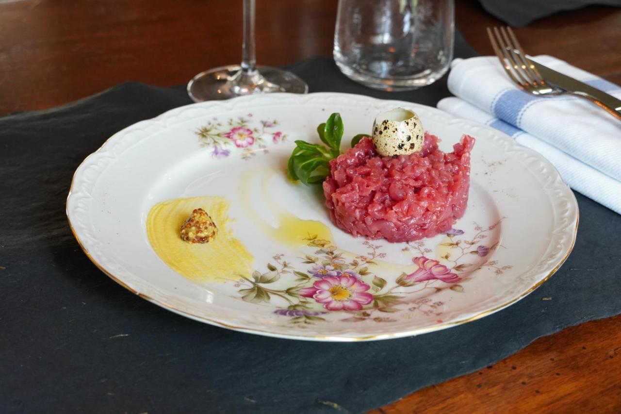 La Piazzetta Degli Artisti - Boutique B&B Bossolasco Dış mekan fotoğraf